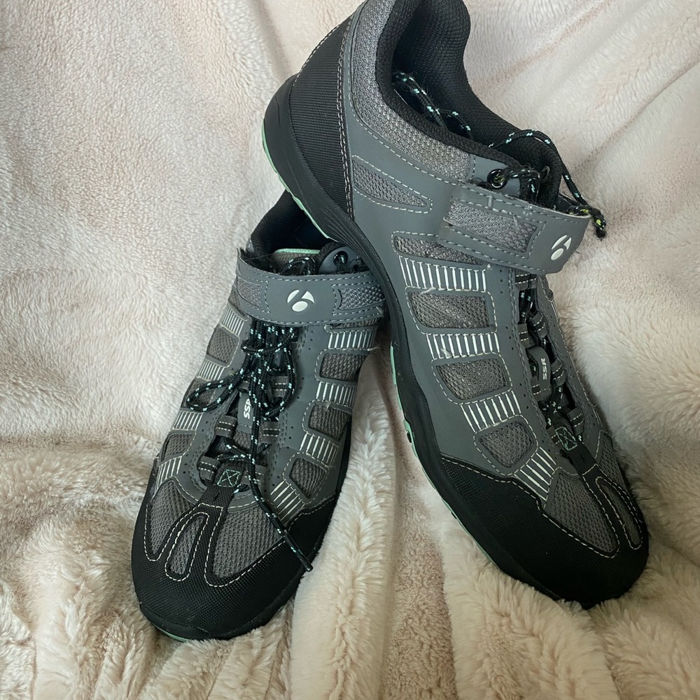Bontrager Women’s SSR MTB Cycling/Spinning/Mountain Bike Shoes US10.5 EU 42